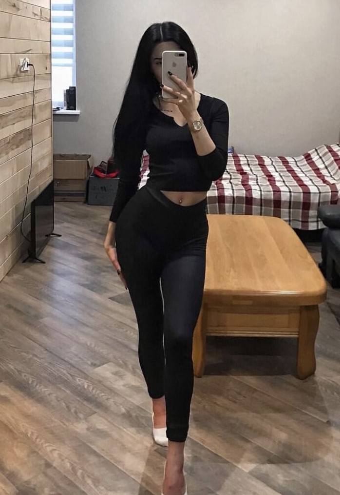 Ариана - девушка по вызову